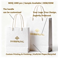 Sacs cadeaux en papier kraft de luxe personnalisés avec votre propre logo, poignée en corde pour le shopping, les cosmétiques, les bijoux, l'emballage commercial