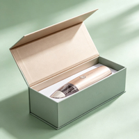 Boîte cadeau rigide pliable magnétique blanche avec logo personnalisé, insert en EVA pour l'emballage de produits électroniques et d'appareils de beauté