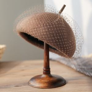 Sombrero de boina retro con temperamento elegante para mujer al por mayor, sombreros de malla de color sólido para otoño e invierno, estilo informal con carácter - Product Image 2