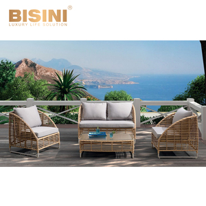 Sud-est asiatico Stile Collina Manor Naturale Rattan del PE e In Alluminio Tavolo Da Pranzo Rotondo e 4 Da Pranzo Poltrone - Product Image 2