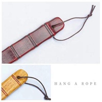 Cuillère d'aide à l'habillage pour seniors et personnes âgées à manche extra long de 70 cm, avec cordon de suspension, en bambou et bois de palissandre rouge, et calapoussier en bois