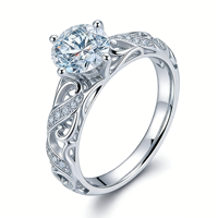 RFGLZJ063 Kreuzförmiger Vier-Finger-Mechanischer Krallen-Ring mit Gravur, 18K Gold, DEF VVS Qualität, Labor-Gezüchteter Diamant-Ehering