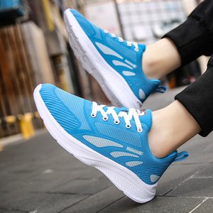Pareja <span class=keywords><strong>de</strong></span> <span class=keywords><strong>zapatillas</strong></span> personalizadas <span class=keywords><strong>de</strong></span> alta calidad, transpirables, para correr, para hombres y mujeres, corredores deportivos con función luminosa, Unisex, <span class=keywords><strong>de</strong></span> gran tamaño - Product Image 5