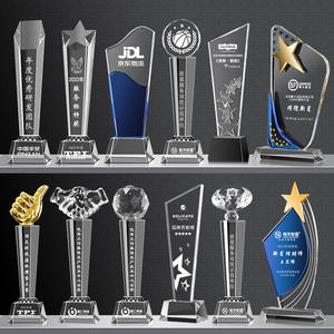 ถ้วยรางวัลคริสตัลเรซินแผ่นเหล็กสีทองสำหรับเล่นกีฬาของที่ระลึกประจำปีบริษัทสั่งทำได้โดยตรงจากโรงงาน - Product Image 2