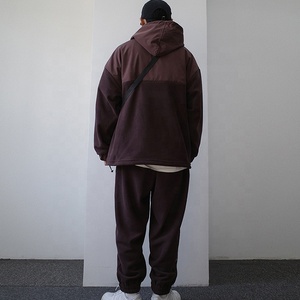 Ensemble de survêtements vintage de haute qualité pour hommes, style streetwear personnalisé, avec surpiqûres de couleur unie, réversible et 100 % coton écologique - Product Image 4