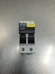 ตัวยึด30A เฟส5230HG 3NW7 600V คลาส <span class=keywords><strong>CC</strong></span> สำหรับ4E59 - Product Image 1