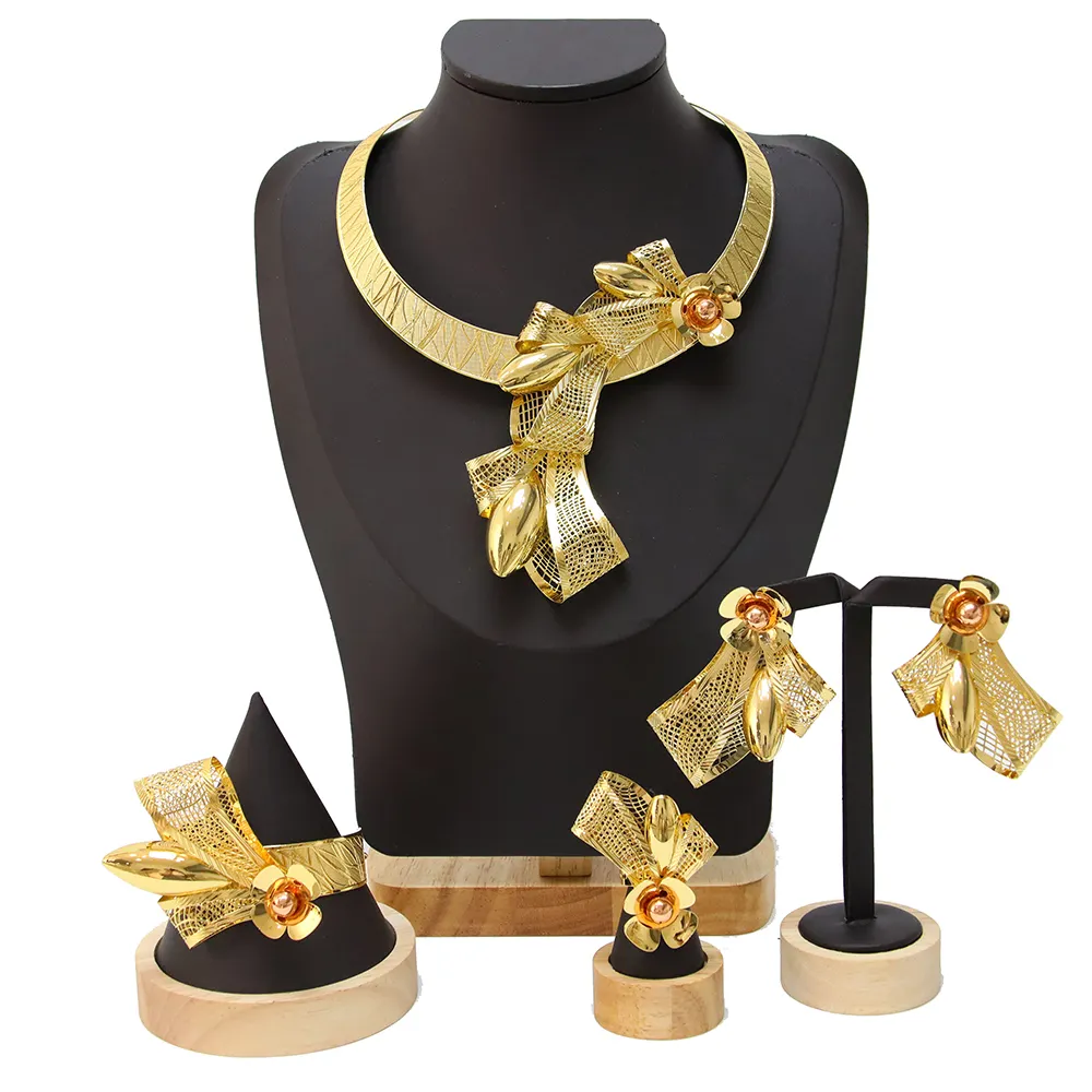 Meizi Handgemaakte Verzilverde Sieraden Set 18K Gouden Ketting Met Bloemenoorbellen En Ring Met Diamant Dubai Hot Selling