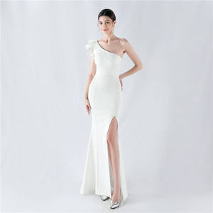 <span class=keywords><strong>ชุด</strong></span>เดรสออกงานประดับลูกปัด<span class=keywords><strong>ผ้า</strong></span><span class=keywords><strong>ซาติน</strong></span>คอ<span class=keywords><strong>เดี่ยว</strong></span>เปิดไหล่เฉียงใหม่ - Product Image 6