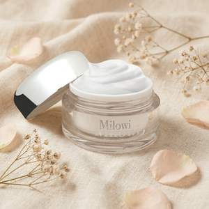 CREMA BLANQUEADORA MILOWI V2 MAGIC RADIANCE 50g Crema Antiarrugas de Aclarado Inmediato para una Piel Hidratada y Radiante - Product Image 1