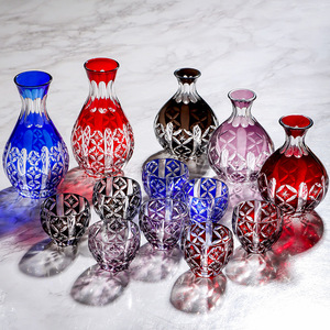 Ensemble de coupes et de carafes à saké japonais Edo Kiriko sculpté, luxe léger, avec coupes à saké sculptées à ventre large, <span class=keywords><strong>Toyo</strong></span> Sasaki - Product Image 2
