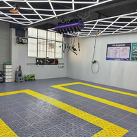 Ensemble complet d'équipements pour station de lavage automobile : bras articulé + enrouleur de tuyau combiné + grille de drainage pour atelier de detailing commercial