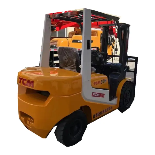 Kullanılan TCM FD30 üçlü direk fork lift dizel garanti kalitesi ikinci el TCM Forklift istikrarlı çalışma verimliliği satış