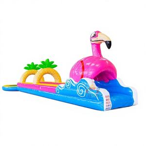 Toboggan aquatique gonflable sur le thème du flamant rose en PVC personnalisé de haute qualité, équipement de location en plein air pour les écoles - Product Image 1