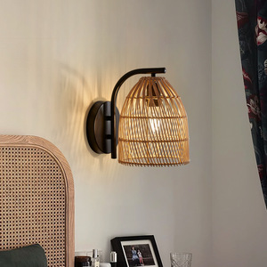 Lampe murale en rotin style Wabi Sabi, LED E27, commande par interrupteur, pour couloir, balcon, maison d'hôtes, entrée, salon de thé, restaurant - Product Image 1