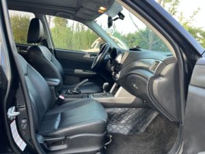 Prezzo Super Vantaggioso: <span class=keywords><strong>Subaru</strong></span> Forester 2.5i AWD Premium Edition SUV del 2011 Usata, con Sedili in Pelle, Guida a Sinistra, per Esportazione - Product Image 3