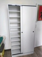 Armoire à Chaussures Haute Verticale à Portes Coulissantes en Bois Massif