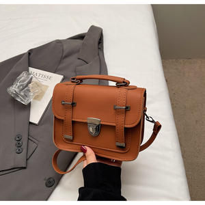 Bolso de Mano Estilo Clásico Escolar, de Cuero PU Vintage, con Correa de Hombro Desmontable y Cierre Metálico, Venta al Por Mayor - Product Image 3