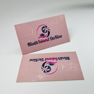 Tarjeta Rasca y Gana de Lujo Personalizada con Papel Ecológico, Impresión UV en Relieve, Estampado en Caliente, Tamaño Personalizado - Product Image 5