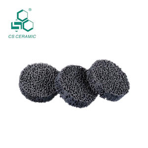 Fabrication professionnelle Porosité de la mousse céramique <span class=keywords><strong>SiC</strong></span> avec choc thermique élevé et filtre à haute porosité pour l'industrie de la coulée de fer - Product Image 1