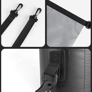 <span class=keywords><strong>Sac</strong></span> <span class=keywords><strong>de</strong></span> plage en PVC haute capacité ultraléger 2L OEM imperméable et <span class=keywords><strong>coloré</strong></span> pour hommes femmes pour les sports <span class=keywords><strong>de</strong></span> plein air la natation - Product Image 4