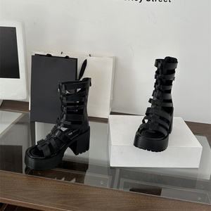 Sandales punk mi-mollet pour femmes, bottes à semelle épaisse avec fermeture éclair métallique élégante - Product Image 4