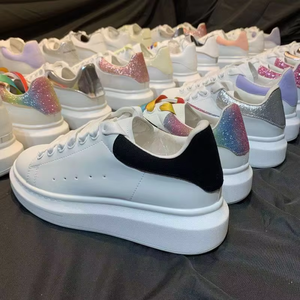 <span class=keywords><strong>Scarpe</strong></span> Bianche di Alta Qualità per Primavera e Autunno, Nuove Suole Spesse Muffin, Interno in Pelle, <span class=keywords><strong>Scarpe</strong></span> Casual di Design - Product Image 1