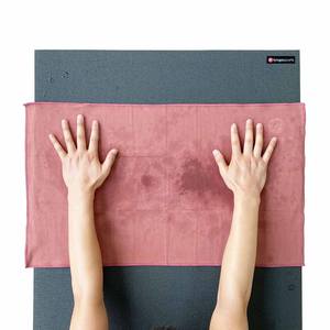 ผ้าเช็ดหน้าสำหรับเล่นกีฬา ราคาโรงงาน คุณภาพดี ขนาด 26.5 x 16 นิ้ว รับสั่งทำ สีเทอร์ควอยซ์/เทล ผ้าเช็ดมือโยคะแบบหนังกลับ <span class=keywords><strong>Manduka</strong></span>  พร้อมสกรีนโลโก้ - Product Image 1