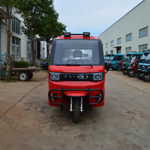 Tricycle <span class=keywords><strong>électrique</strong></span> de cabine de passagers à basse vitesse 60v <span class=keywords><strong>Scooter</strong></span> <span class=keywords><strong>électrique</strong></span> à <span class=keywords><strong>3</strong></span> <span class=keywords><strong>roues</strong></span> pour adultes <span class=keywords><strong>sans</strong></span> <span class=keywords><strong>permis</strong></span> de conduire - Product Image 4