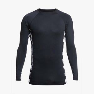 เสื้อแรชการ์ดแขนยาว PIHA SPORTS สำหรับทุกเพศ UPF 50+ แห้งเร็ว เป็นมิตรกับสิ่งแวดล้อม ผลิตจากผ้าสแปนเด็กซ์/ไนลอน ทรงเข้ารูป เหมาะสำหรับใส่ว่ายน้ำ - Product Image 6