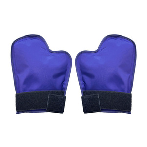 Guantes de gel reutilizables Degao para terapia de frío con manos frías, ajustables con cierre de gancho y bucle, para enfriamiento físico. - Product Image 4