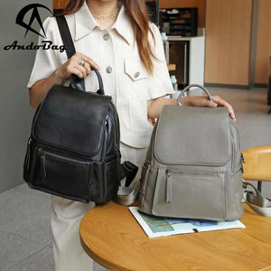 Mochilas Royal Bagger de cuero de vaca auténtico para mujeres y niñas, bolso de hombro informal a la moda, mochila de viaje de gran capacidad 8546 - Product Image 1