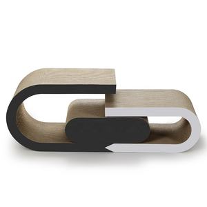 Stijlvolle U-vormige 3-in-1 design multifunctionele kartonnen krabpaal kattenmeubilair - Product Image 6