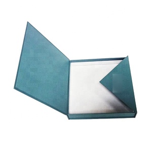 wholesale storage luxury trendy clothing t shirt packaging postage cardboard box manufacturers