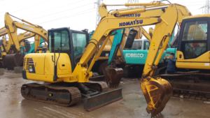 Mini-excavatrice d'occasion Komatsu PC56 6 tonnes - Product Image 2
