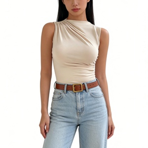 Top sin mangas asimétrico plisado con cuello simulado para mujer - Camisa casual de satén ajustada a la moda - Product Image 2
