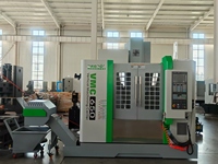 Mini centre d'usinage vertical CNC 3 axes VMC600 avec contrôle Siemens Faible coût de maintenance Haute qualité
