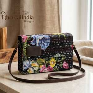 Bolso bandolera floral Kantha, bolso cruzado de algodón acolchado, bolso tipo sobre hecho a mano, estilo bohemio, cuero vegano - Product Image 5