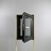 Ventanas Exteriores Abatibles de Aluminio con Rotura de Puente Térmico, Insonorizadas, Resistentes a Huracanes, de Triple Acristalamiento, para Proyectos de Villas Modernas, con Eficiencia Energética