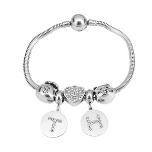 <span class=keywords><strong>Bracciale</strong></span> <span class=keywords><strong>con</strong></span> ciondoli in acciaio inossidabile <span class=keywords><strong>bracciale</strong></span> <span class=keywords><strong>con</strong></span> perline <span class=keywords><strong>con</strong></span> corona portachiavi ciondola ciondoli <span class=keywords><strong>con</strong></span> ciondoli perline per bambini ragazze donne - Product Image 5