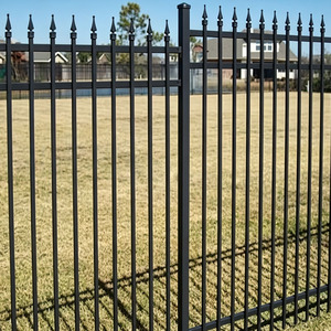 Panel de Cerca de Acero Galvanizado GS para <span class=keywords><strong>Plaza</strong></span> Comercial, Diseño Moderno, Resistente a los Rayos UV, Ecológico, Personalizable, de Alta Calidad de Fábrica - Product Image 1
