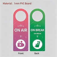 Porte-clés personnalisés en PVC de 1 mm pour poignées de porte, imprimés avec des messages de rappel pour les salles de diffusion et de podcast (Air / On Break Reminder Tags)