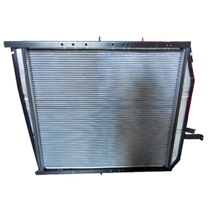 Radiador de Alta Calidad para Sistema de Refrigeración de Camiones, Tanque de Agua de Refrigeración del Motor 5115000201 para Mercedes Benz - Product Image 1