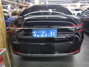 Nuova <span class=keywords><strong>SKODA</strong></span> Superb <span class=keywords><strong>2021</strong></span>, Berlina di Medie Dimensioni a Benzina, Turbo, Lussuosa, Modello di Punta 1.4T 2.0T 7DCT - Product Image 2