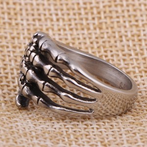 Anillo de Mano de Esqueleto, Color Acero, Estilo Punk de Halloween, Joyería para Hombre - Product Image 4