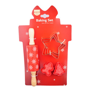 Ensemble <span class=keywords><strong>d</strong></span>'ustensiles de pâtisserie exquis pour Noël : moule à bonbons gourmands et fouet, avec rouleau à pâtisserie <span class=keywords><strong>d</strong></span>écoratif pour le Nouvel An - Product Image 4