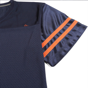 Jersey de Fútbol Americano Personalizable al por Mayor, Transpirable, 100% Poliéster, Ecológico, de Primera Calidad, Colores Personalizados para Equipos - Product Image 5