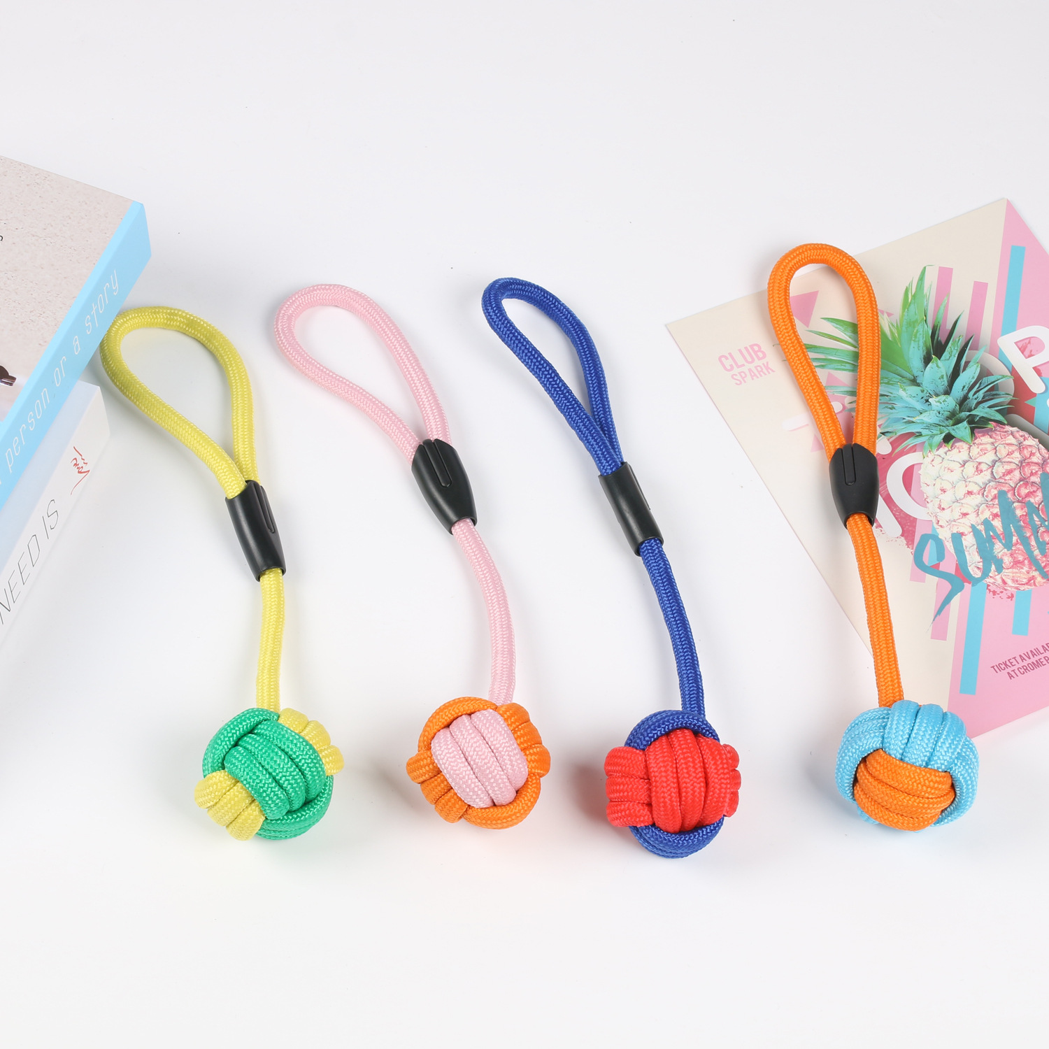 34cm 70g hanging ball, available in four colors