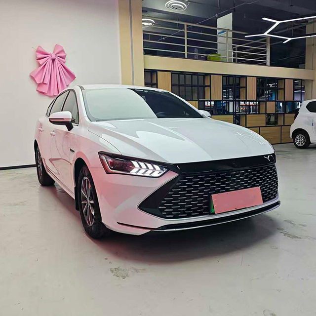 Used BYD Qin PLUS DM-i Hybrid 30,000km Low Mileage LHD 401-500km NEDC Range 90-110kWh Battery 150-200kW Motor Reliable