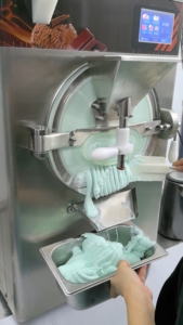 Máquina de Helados Italiana de Alta Calidad de 56L/68L, Adecuada para Hacer Sorbete, Puré de Acai y Helado Duro Profesionalmente - Product Image 5