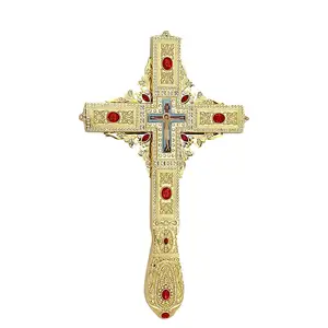 Gold-plating Crucifix Christ Suffering Image Prayer Orthodox Hand Holding Cross Jewel Church Decorative Cross